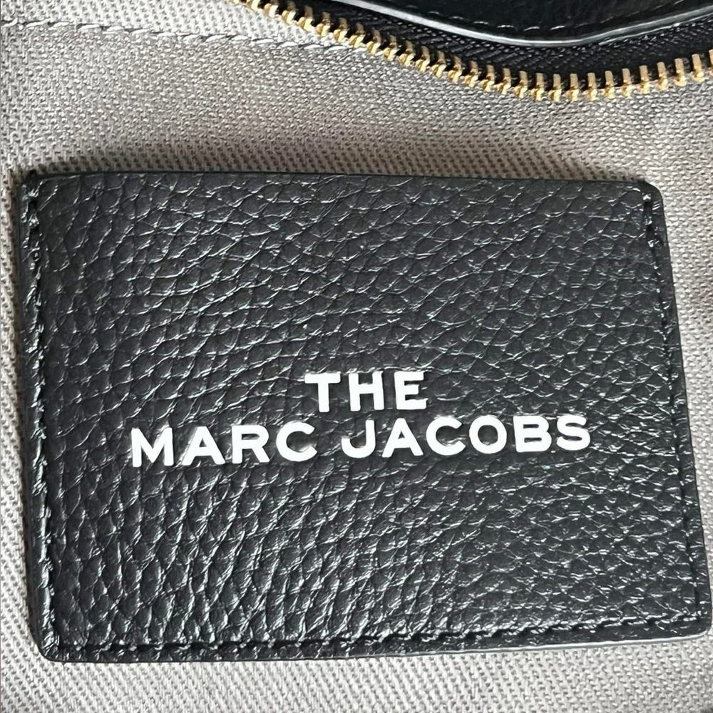 H009L01SP21 - Marc Jacobs The Leather Mini Tote Bag - Picture 12 of 16